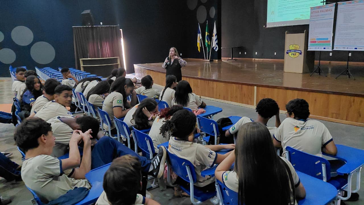 Prefeitura de Palmas participa de atividade sobre revisão do Plano Diretor com estudantes da rede municipal