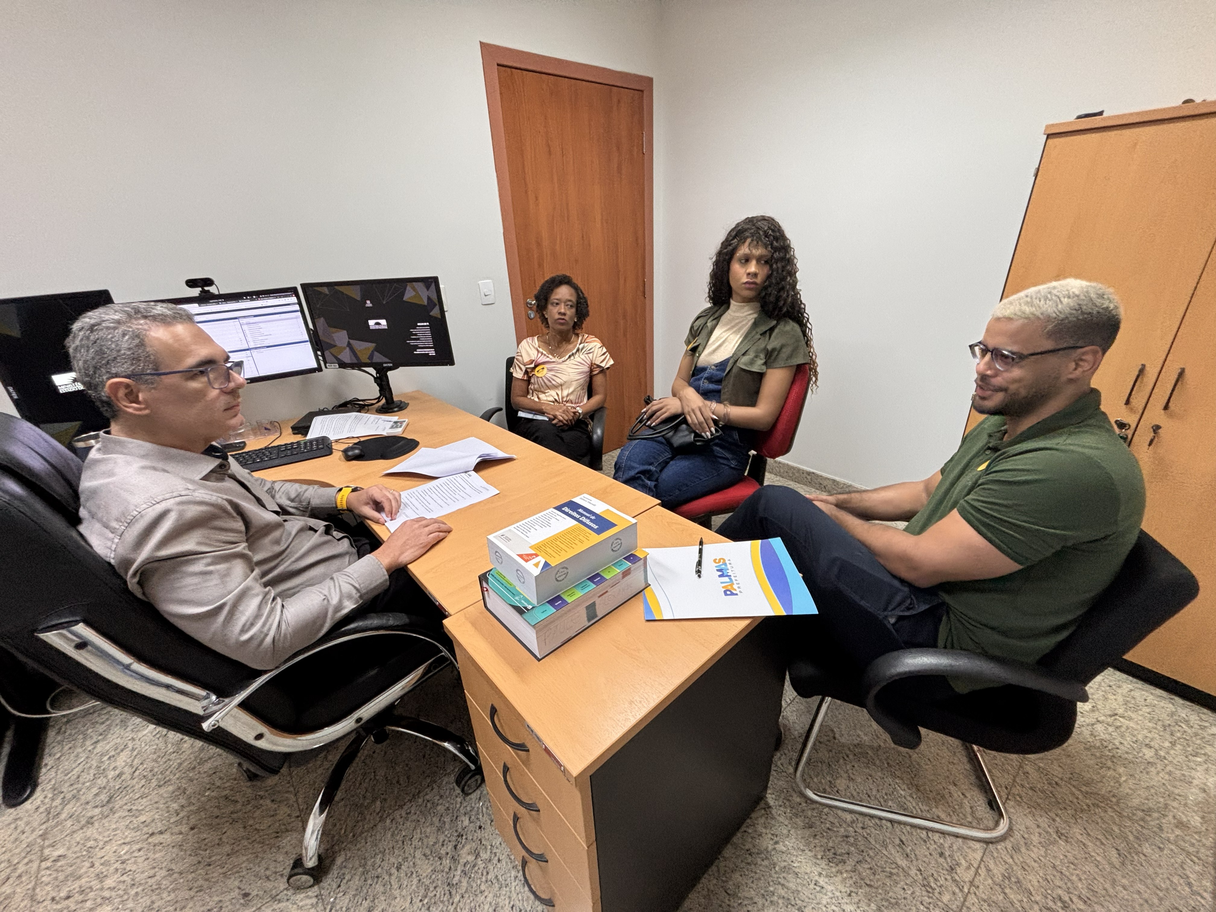Prefeitura de Palmas inicia entrega de Nota Técnica sobre população trans da Capital