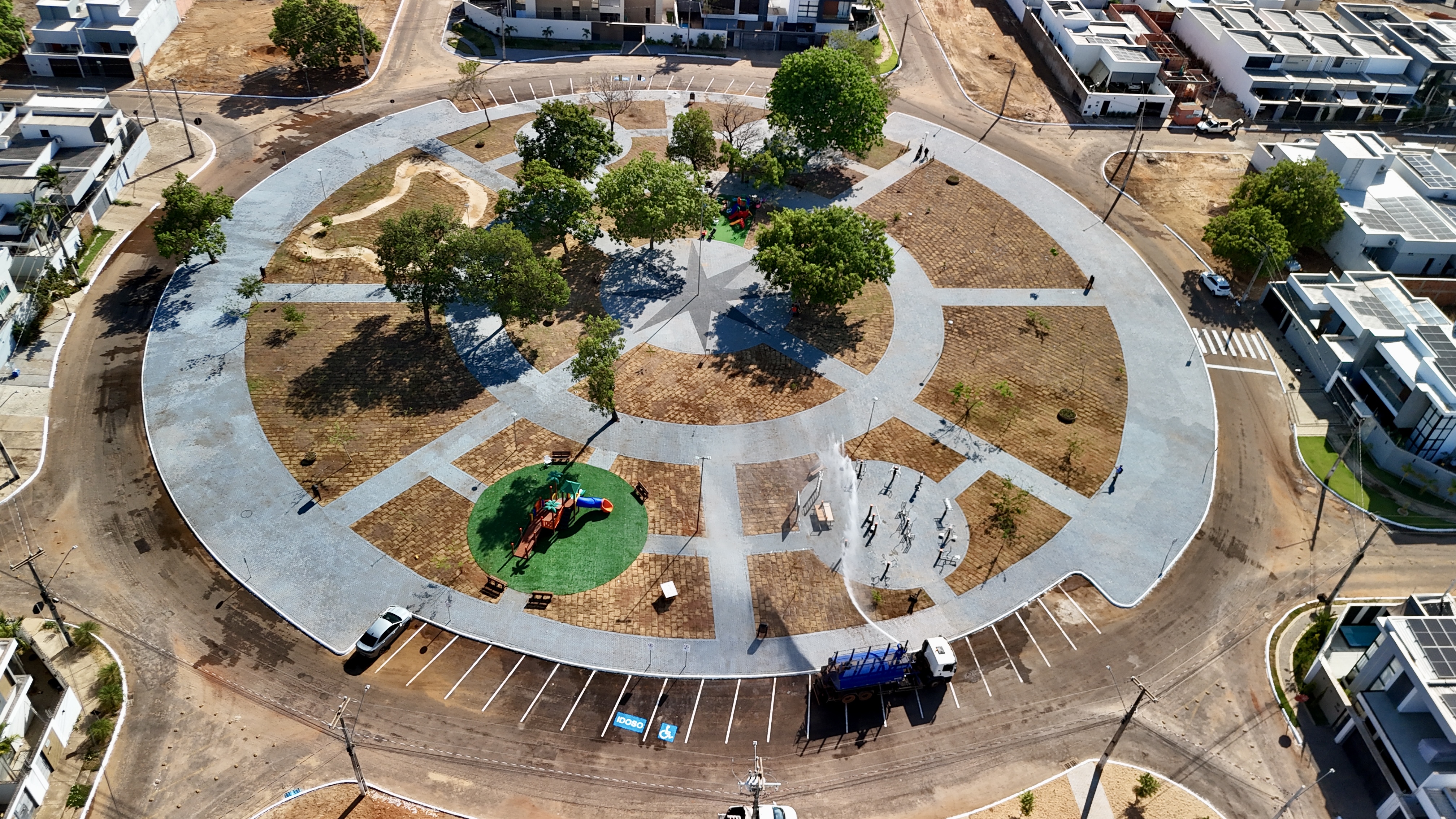 Prefeitura de Palmas entrega Praça da Amizade na Arso 52