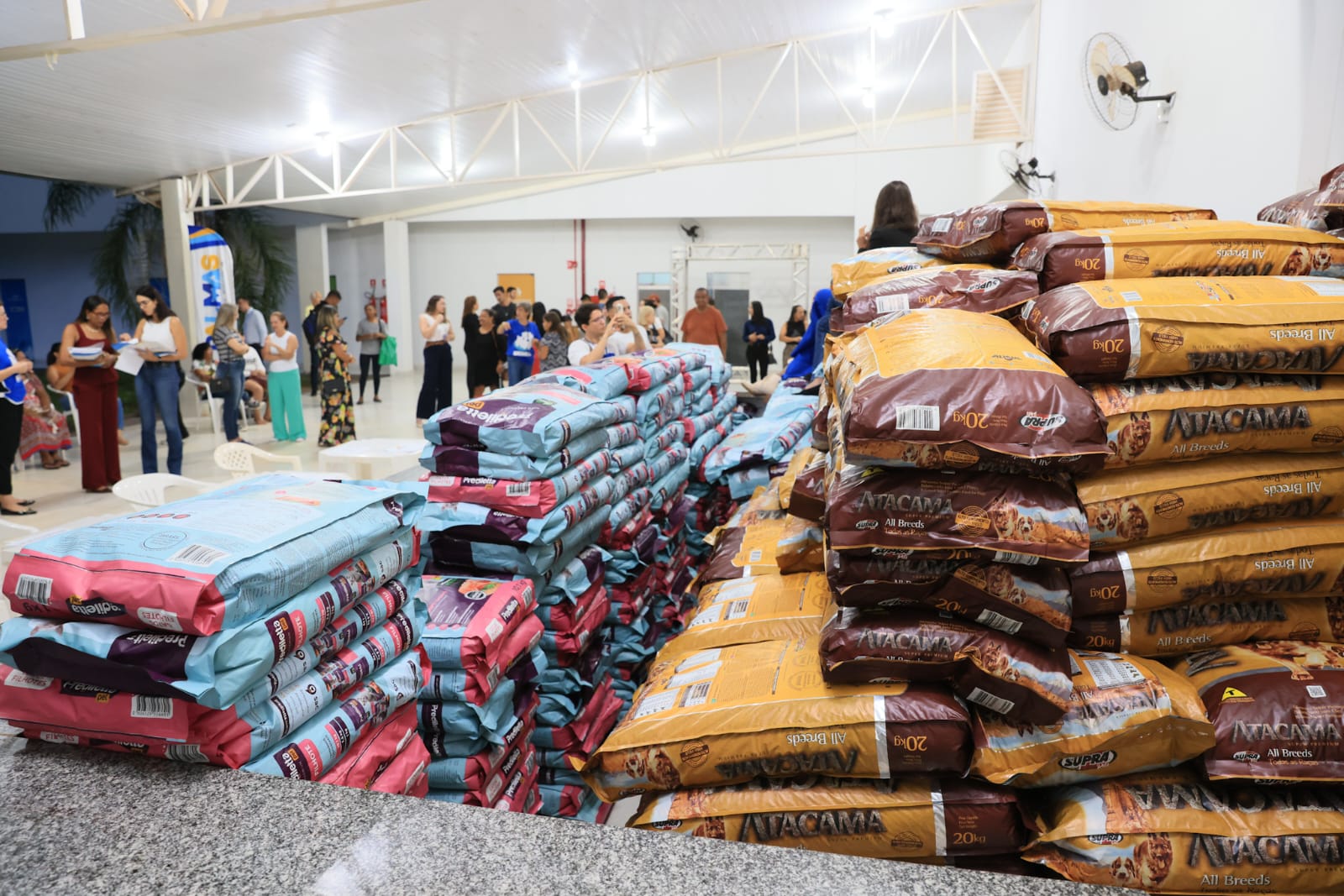 Prefeitura de Palmas amplia alcance do Banco de Ração e ultrapassa 15,3 toneladas distribuídas