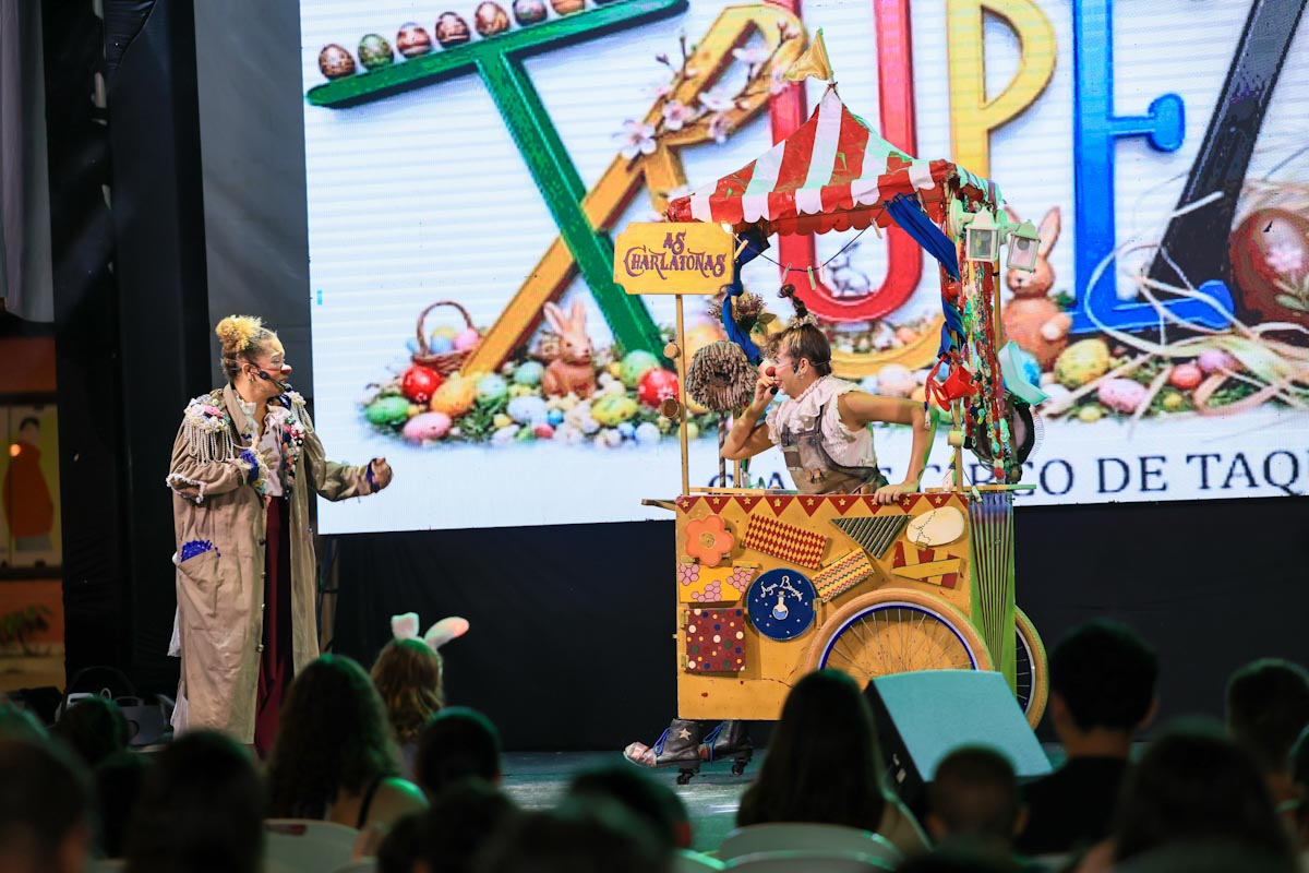 EspetáculosAs Charlatonas, da Cia. Trupe-açu foi um dos contemplados no Prominc 2025 - Foto Regiane Rocha 