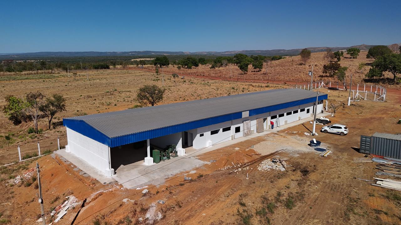 Construção de usina de mandioca no Polo Agroindustrial de Palmas está com mais de 90% executada
