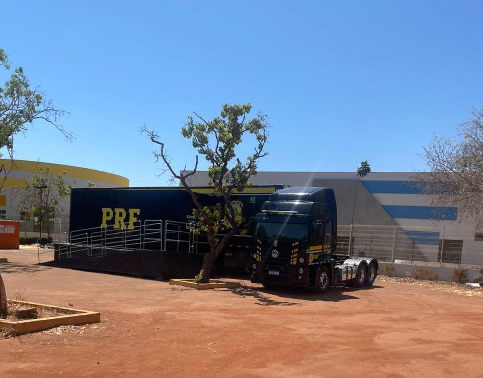 Cinema Rodoviário leva educação para o trânsito a estudantes da rede municipal de Palmas