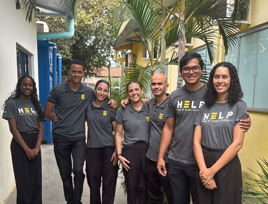 Voluntários do projeto Help visitaram as turmas da unidade escolar, reforçando a importância do autocuidado emocional - Foto: Divulgação