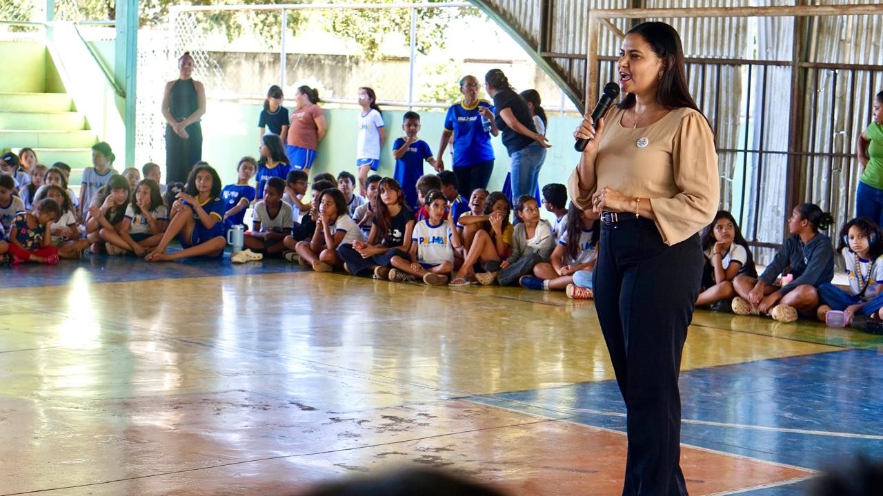 Secretária municipal de Educação, Anice Moura, destacou a importância da parceria - Foto: Pedro Barbosa