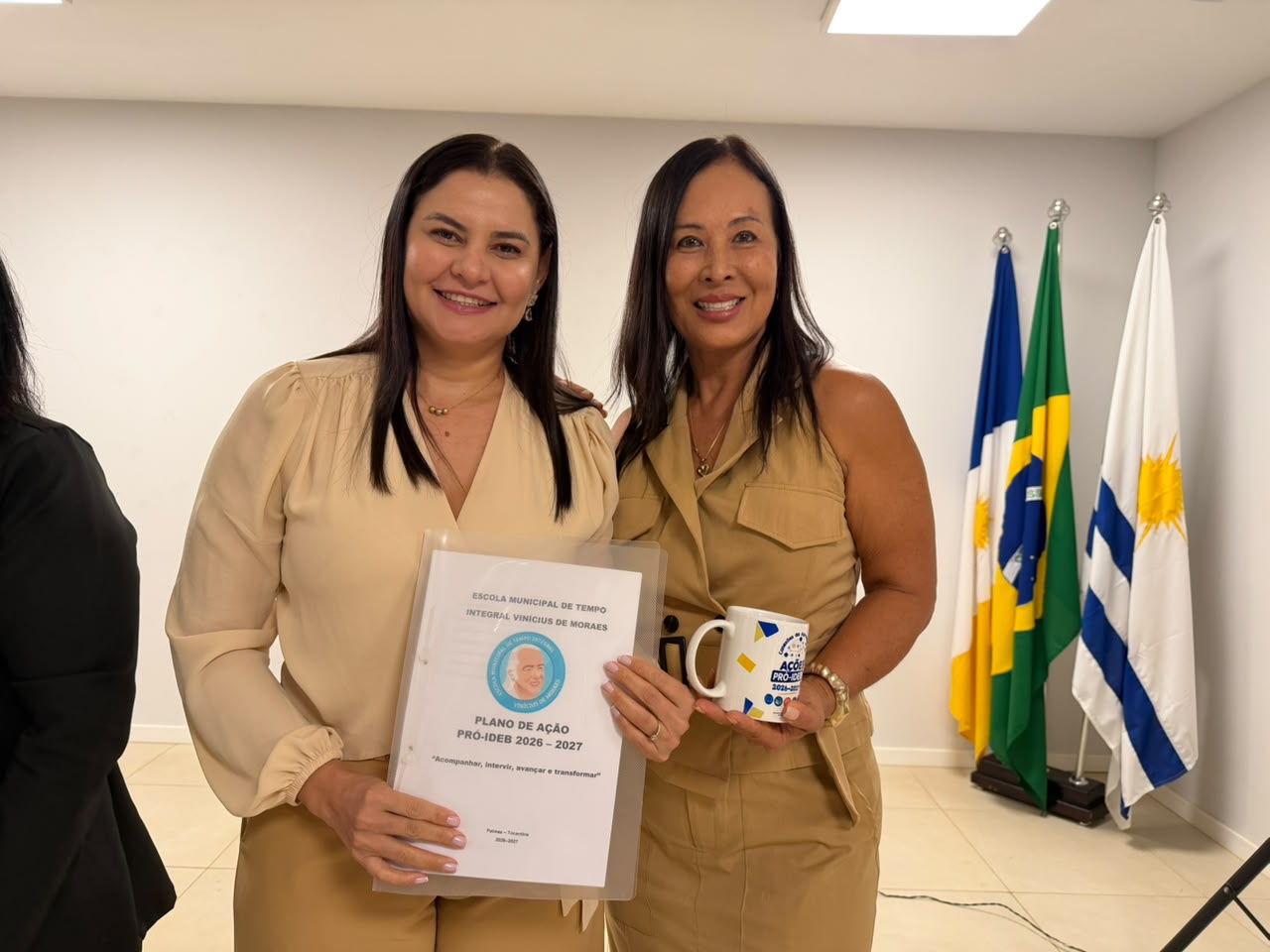 Secretária Municipal da Educação Anice Moura e a diretora da ETI Vinícius de Moraes Alice Furukawa - Foto: João Antonio Morais