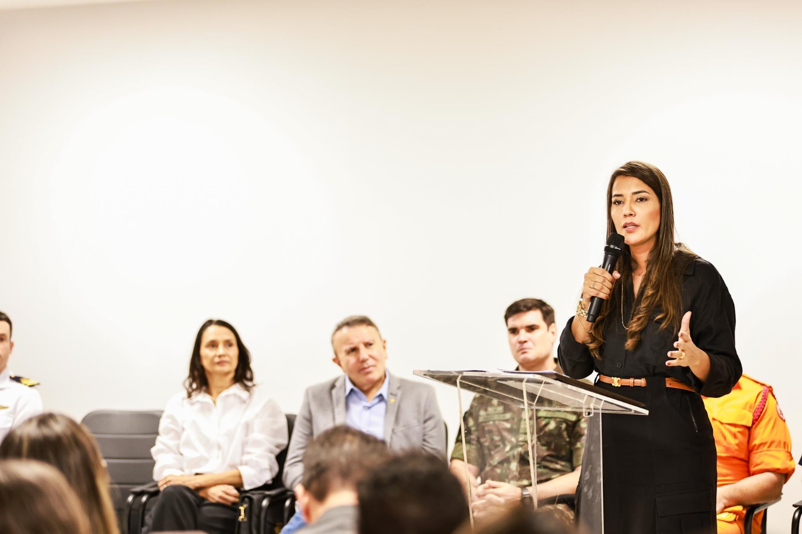  Secretária da Educação, Débora Guedes celebrou a parceria com as instituições   pelos próximos quatro anos. Foto: Regiane Rocha