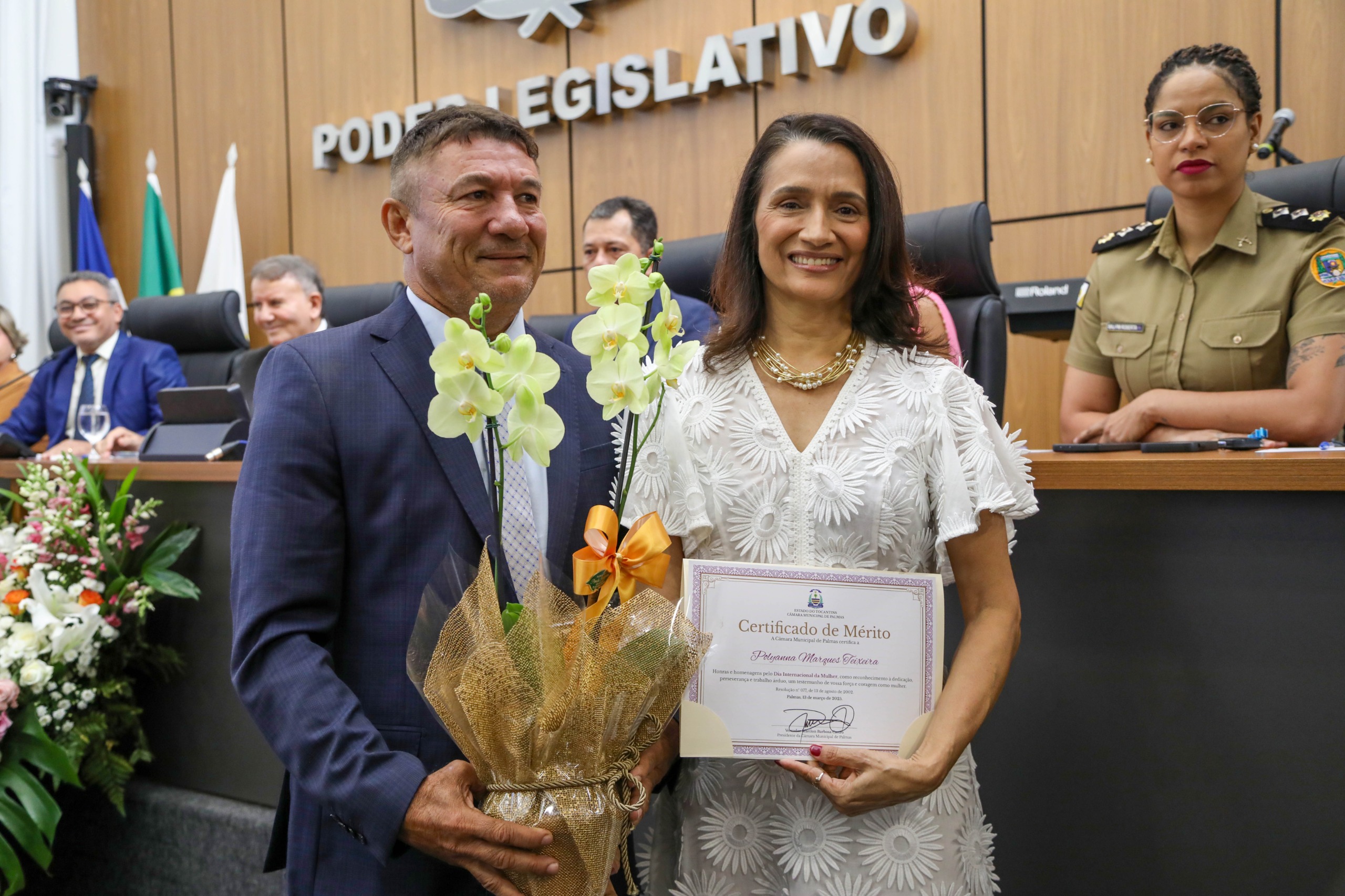 Primeira-dama  e secretária de Ação Social, Polyanna Siqueira Campos, durante homenagem