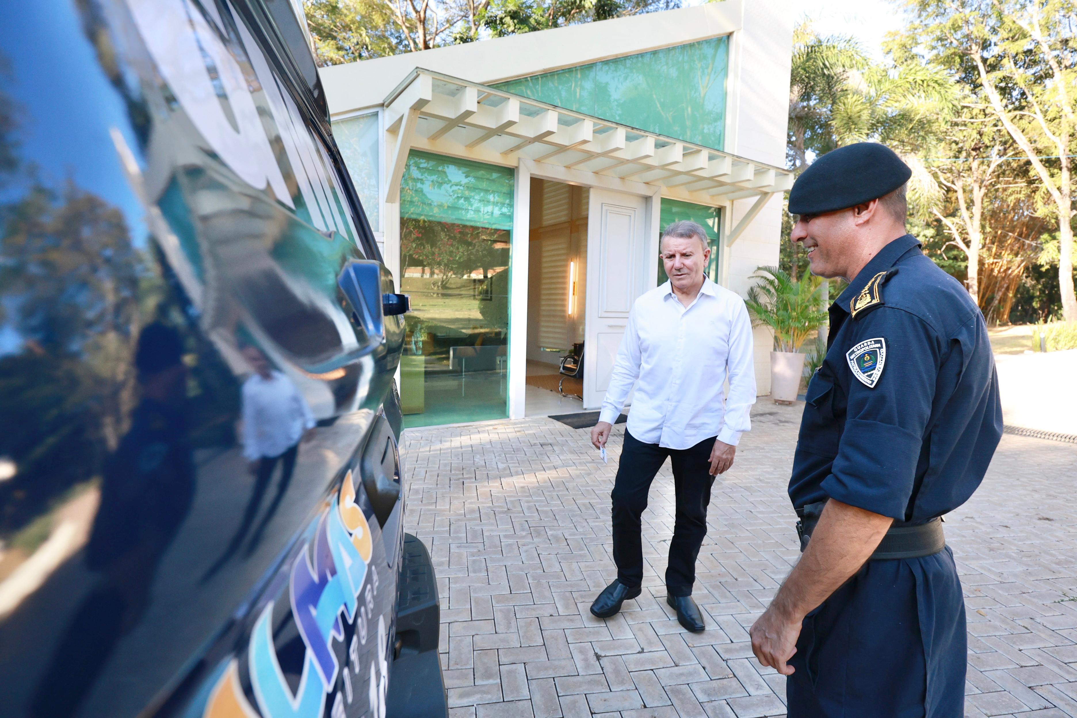 Prefeito Eduardo Siqueira Campos elogiou o projeto e reforçou que, em até 30 dias, a nova frota estará circulando pelas ruas da Capital