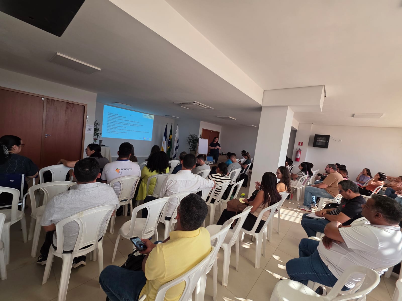 Professores de Língua Portuguesa do 5º ao 9º ano participam de formação continuada