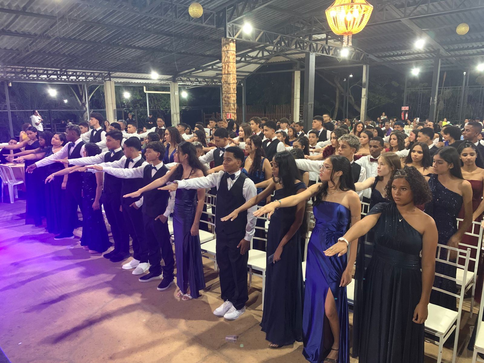 120 alunos distribuídos em três turmas do 9º ano da ETI Caroline Campelo encerram a jornada na rede municipal