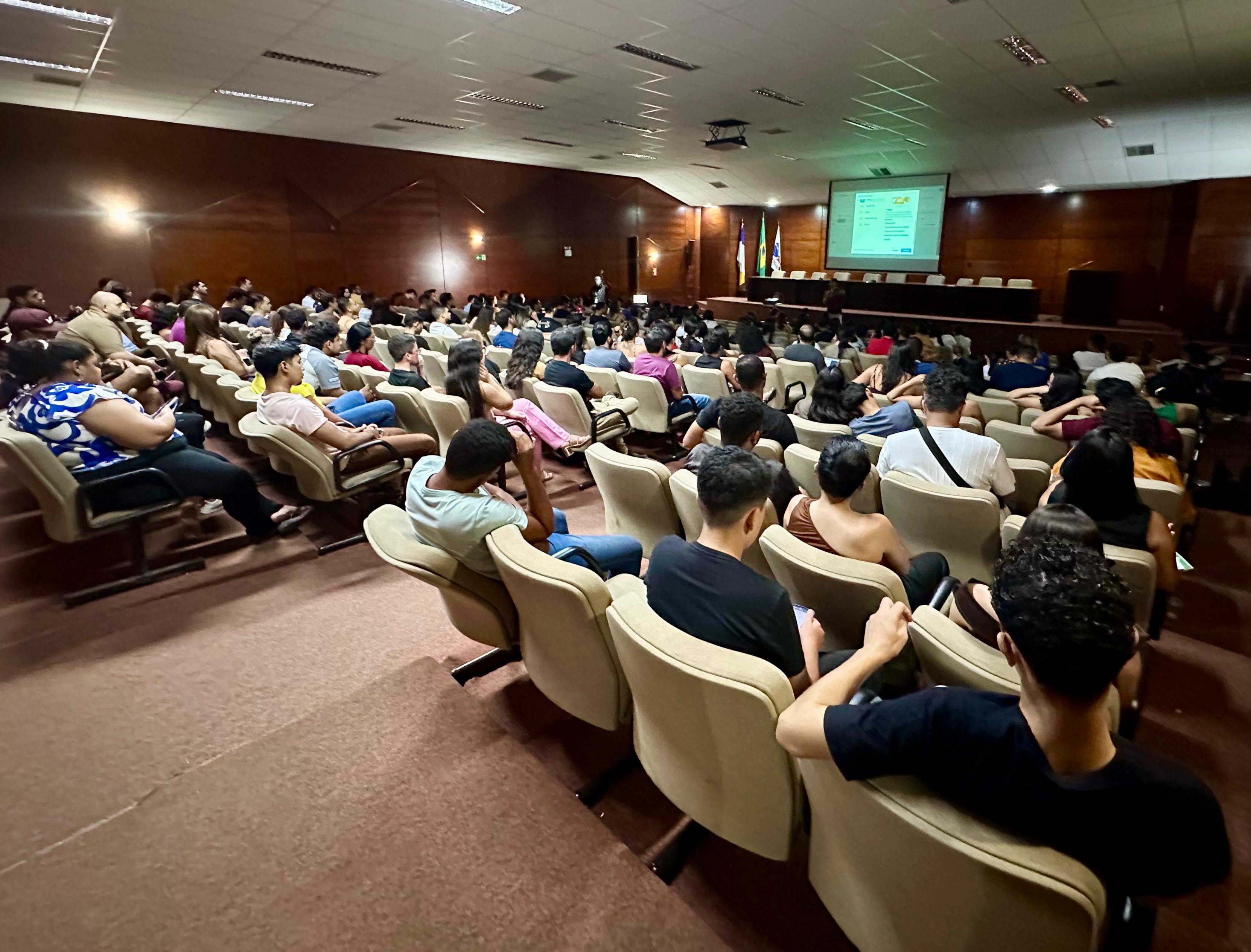 Prefeitura de Palmas oferece 60 vagas em cursos de Inteligência Artificial e Social Media para jovens de 16 a 29 anos