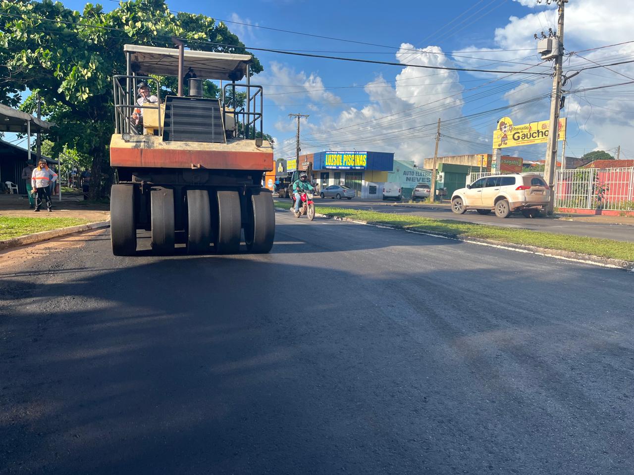 Prefeitura de Palmas conclui recapeamento em Taquaralto da marginal leste da BR-010