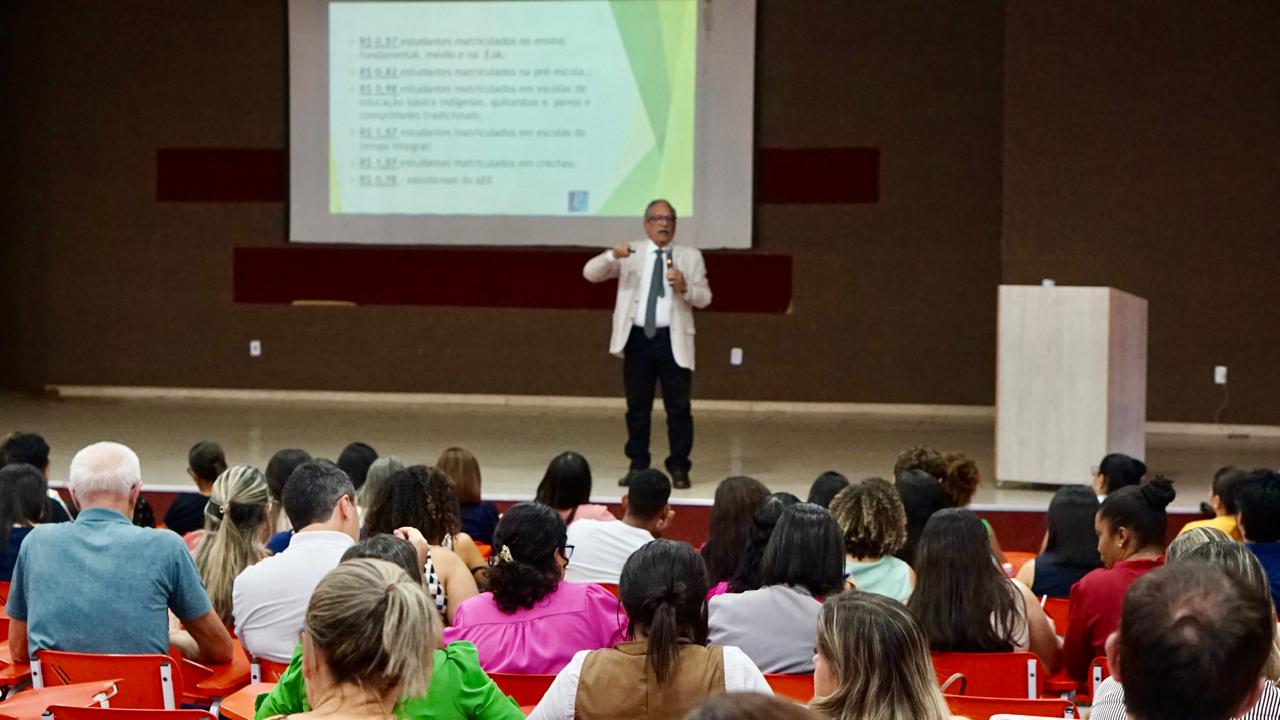 Prefeitura de Palmas capacita gestores sobre Censo Escolar e impacto financeiro na Educação