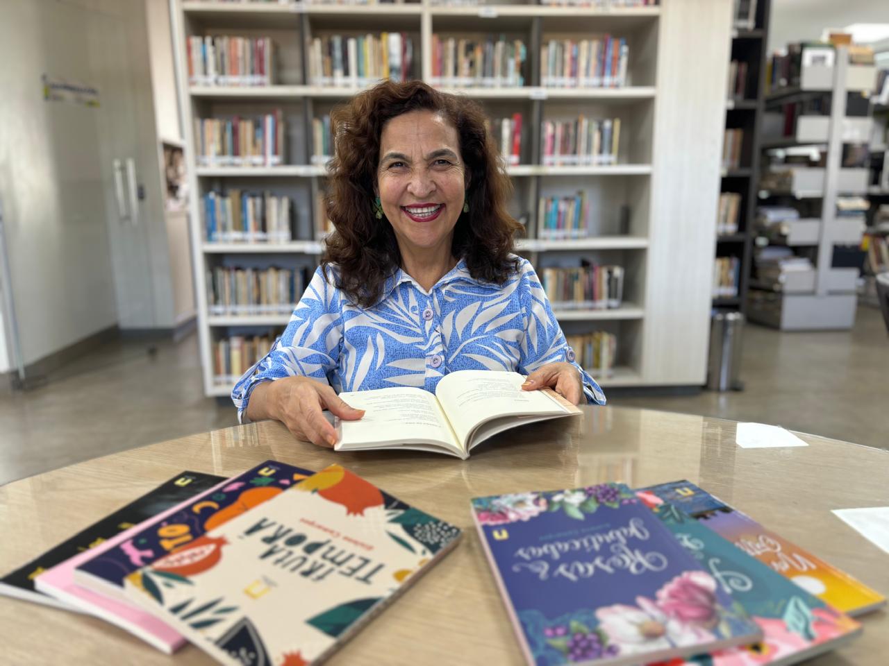 Professora da rede municipal de Palmas lança livro infantil que resgata o expressões típicas da cultura mineira