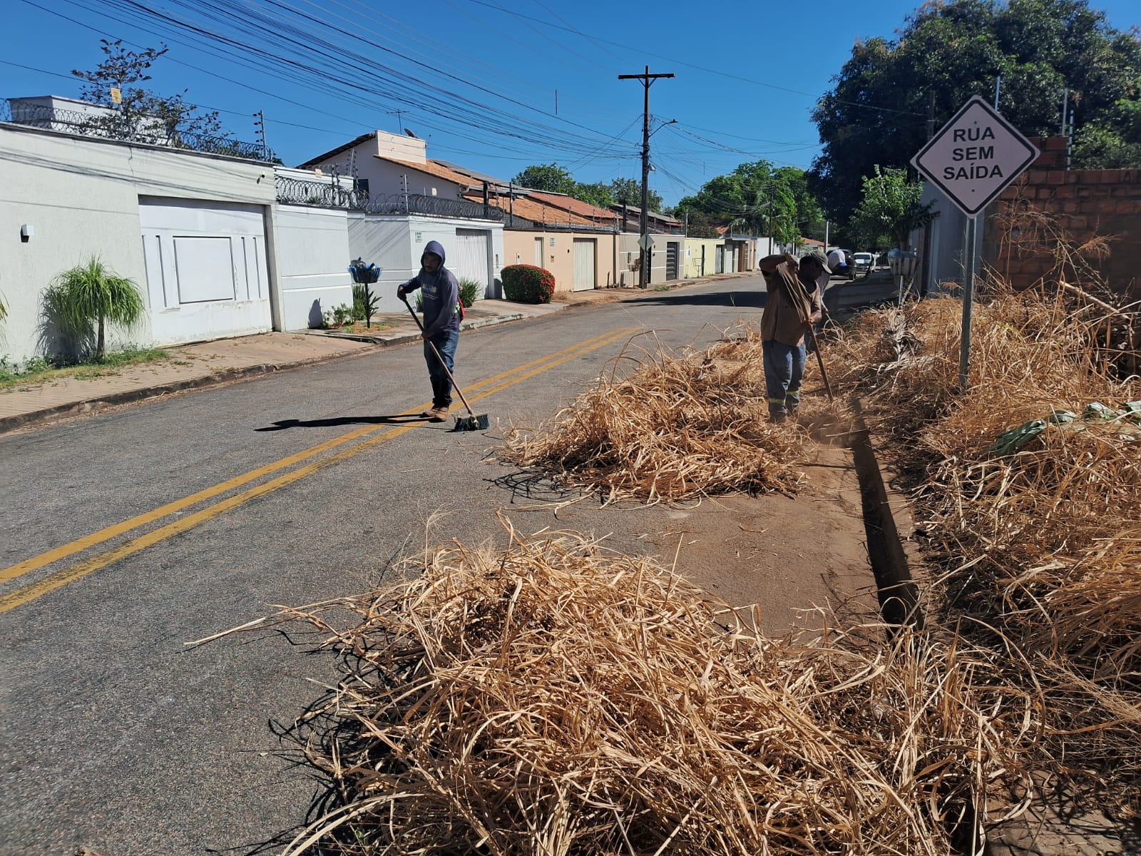 Prefeitura de Palmas realiza serviços de zeladoria em diversas regiões da cidade nesta quarta, 10