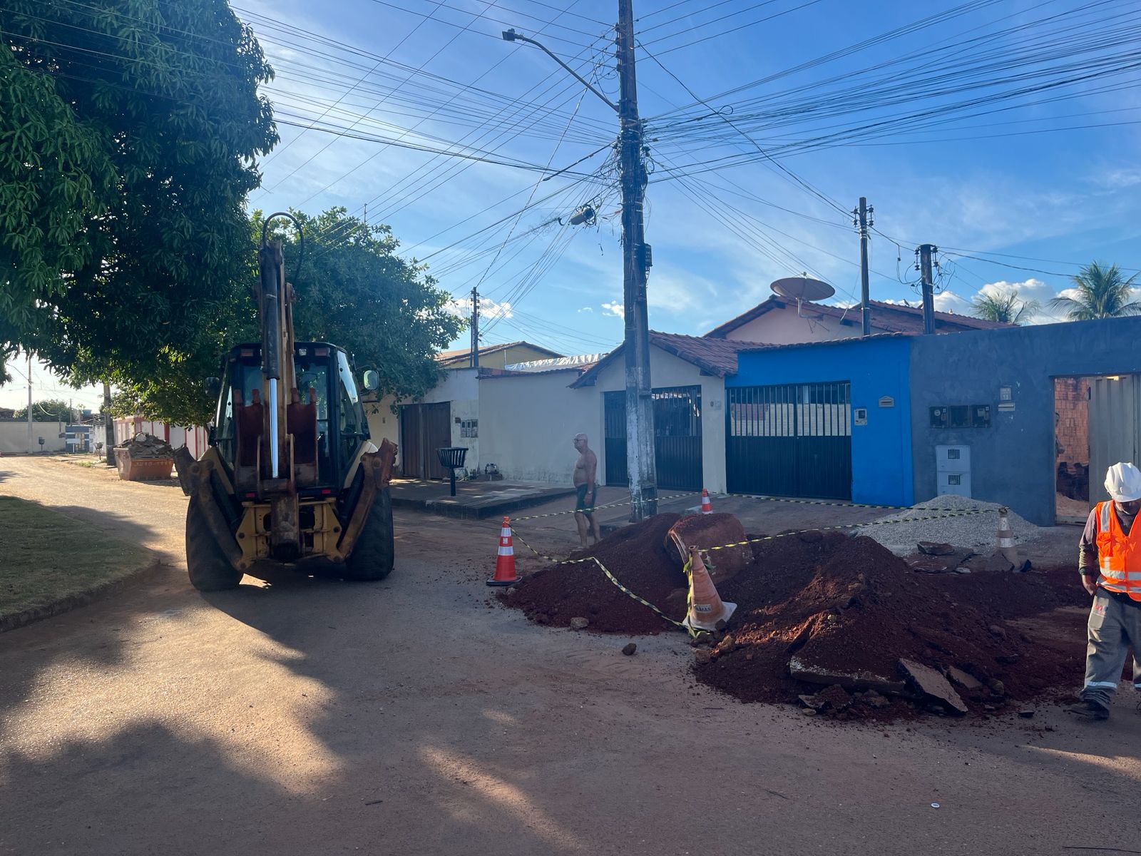 Iniciada obra de ligação de drenagem na Arne 61 para resolver problemas de acúmulo de águas pluviais