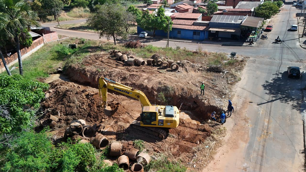 Prefeitura de Palmas inicia correção de drenagem no Setor Sul e orienta atenção redobrada no trânsito