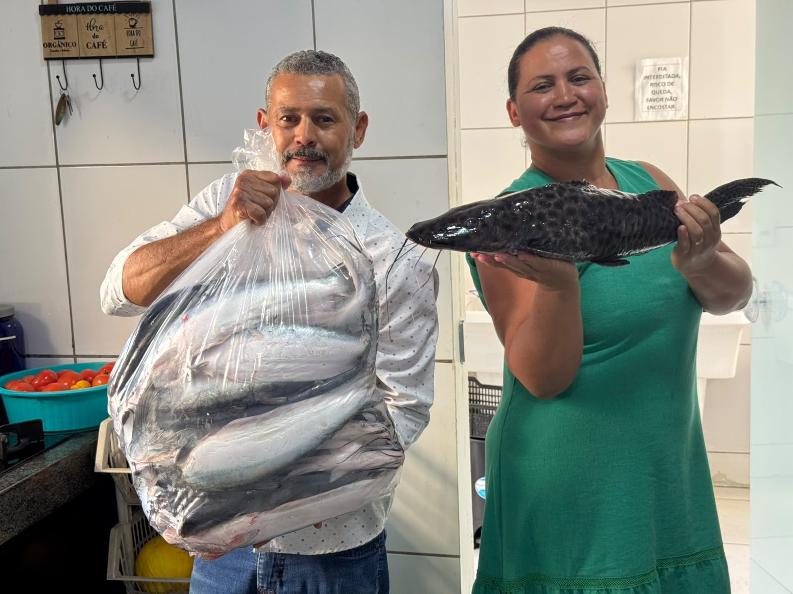 Prefeitura de Palmas entrega mais de 500 quilos de peixes a entidades assistenciais