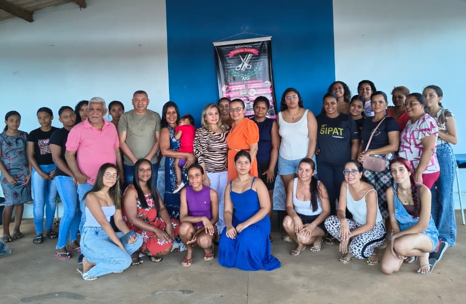 Prefeitura de Palmas inicia curso de unhas em gel e amplia oportunidades de capacitação