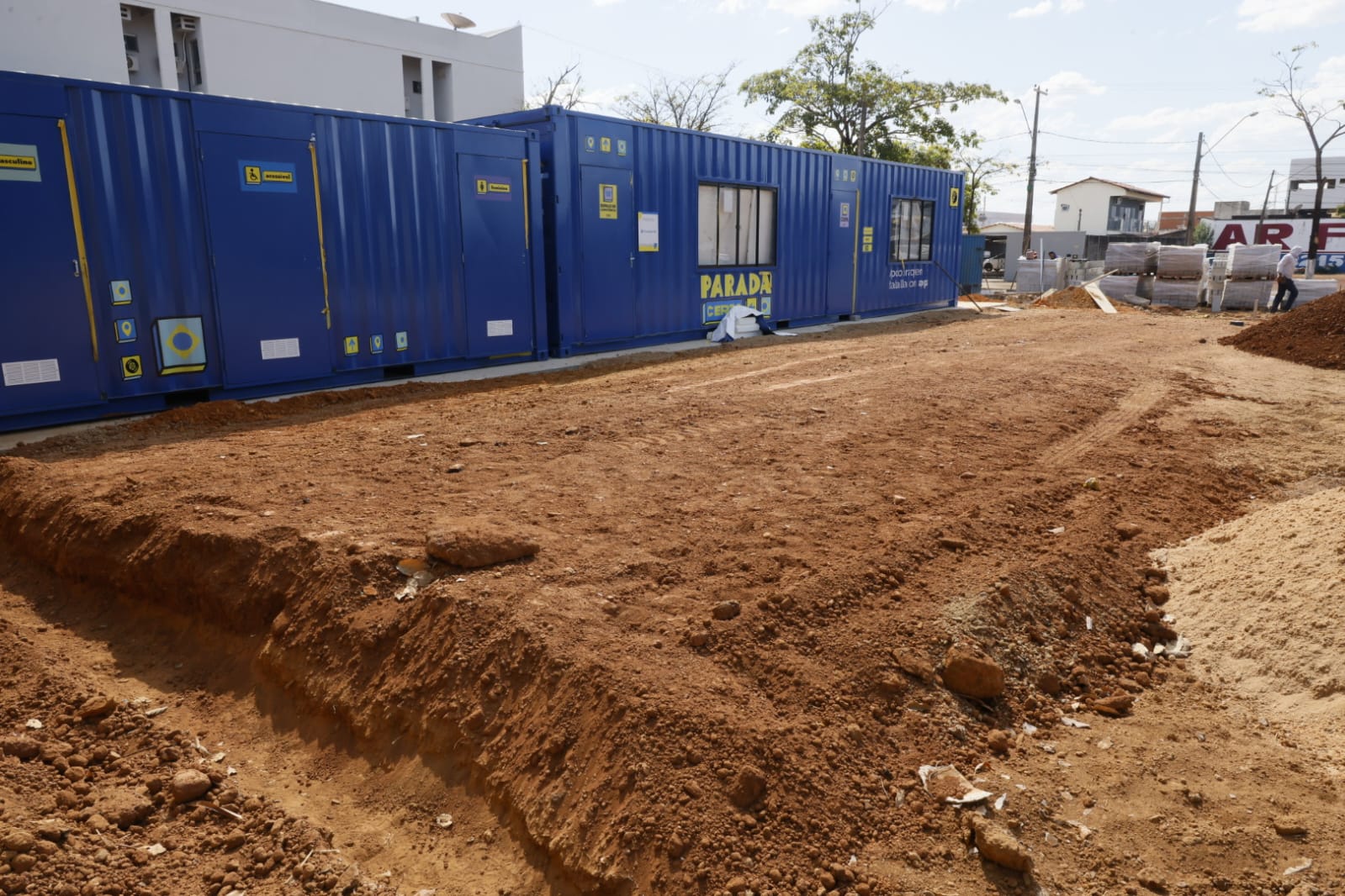 Implantação de ponto de apoio para trabalhadores por aplicativo avança com obras de infraestrutura
