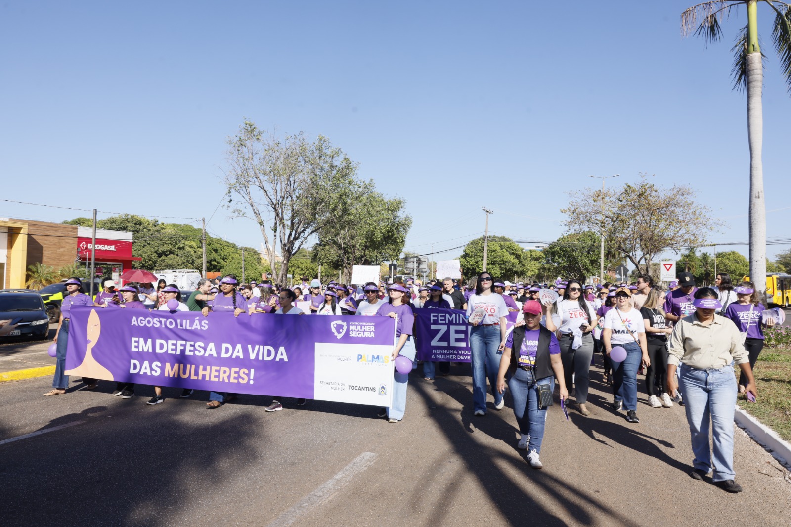 Caminhada reúne autoridades e sociedade civil pelo fim da violência contra a mulher e reforço da rede de proteção integrada
