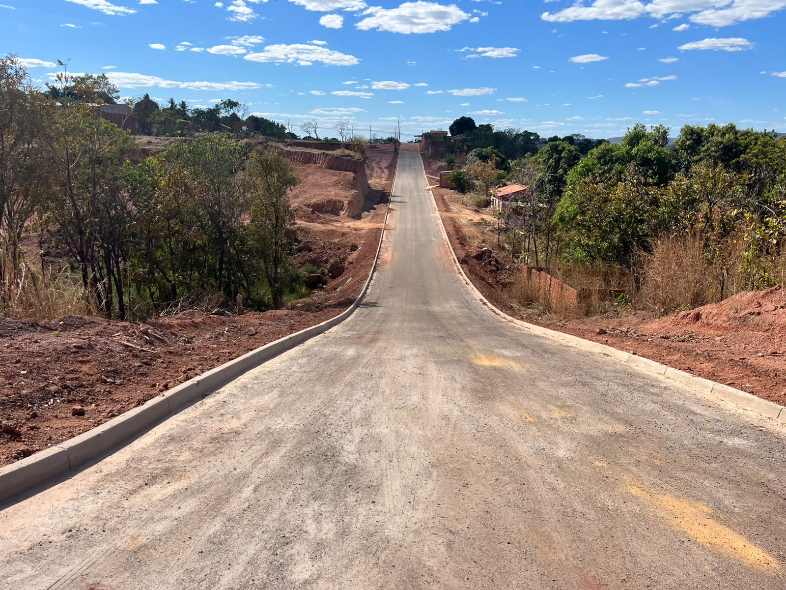 Mais de 50% das obras de infraestrutura na Baixada do Jardim Aureny III e Loteamento Machado já foram executadas