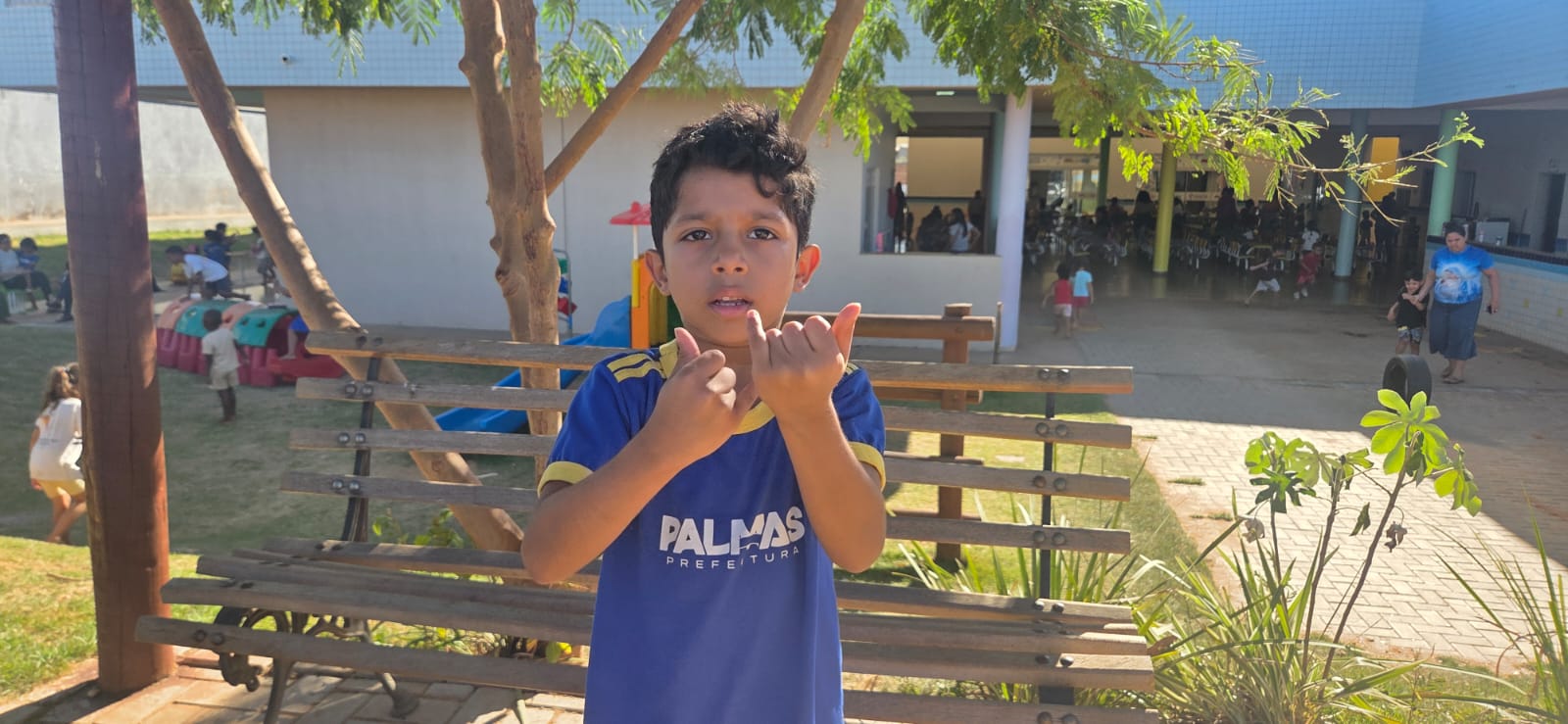 Cmei Juscéia Garbelini lança projeto de Libras e inclusão que envolve toda a comunidade escolar