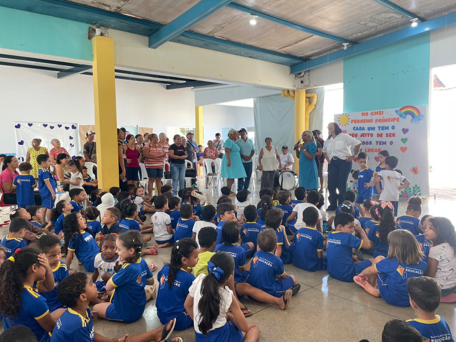 Cras Kanela promove encontro intergeracional no Cmei Pequeno Príncipe