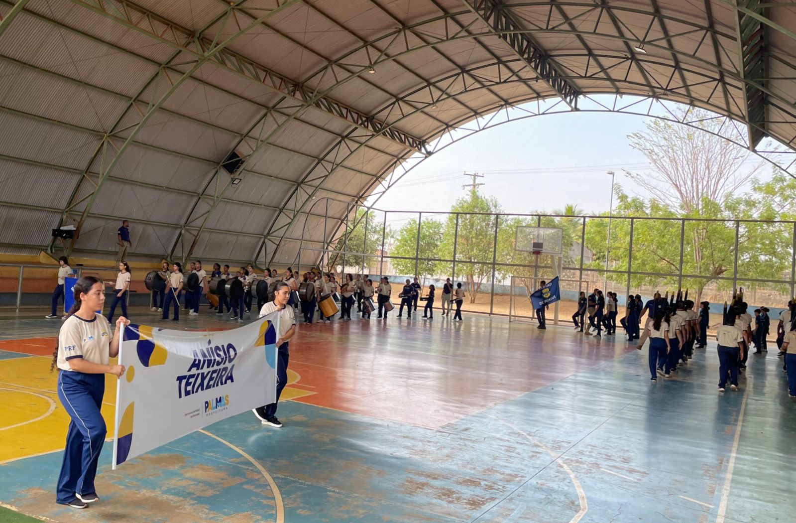 Com o tema ‘Educação que ensina, paz que transforma’,  escolas municipais de Palmas participam do desfile de 7 de Setembro