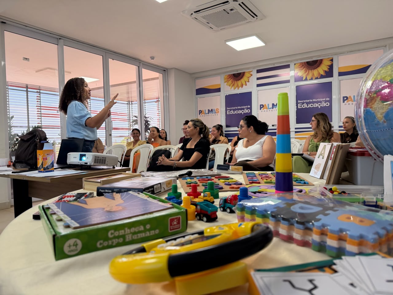Educação de Palmas promove formação focada na alfabetização e inclusão