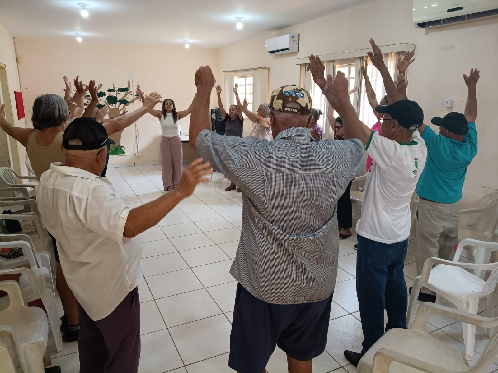 Cras Krahô promove momento de cultura e lazer para pessoas idosas em Palmas