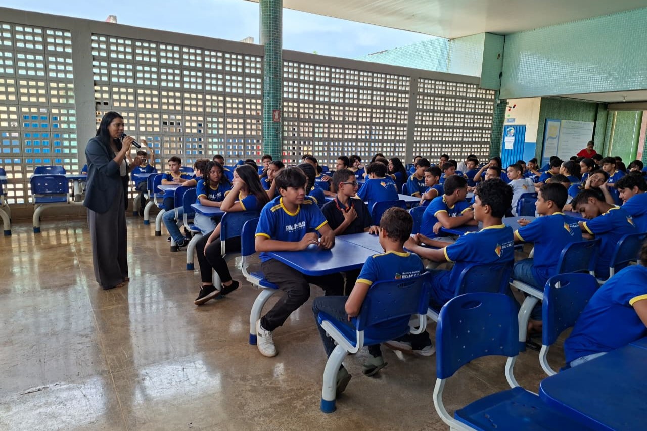 Educação de Palmas realiza primeira edição da Formação Itinerante na Escola Municipal Antônio Gonçalves