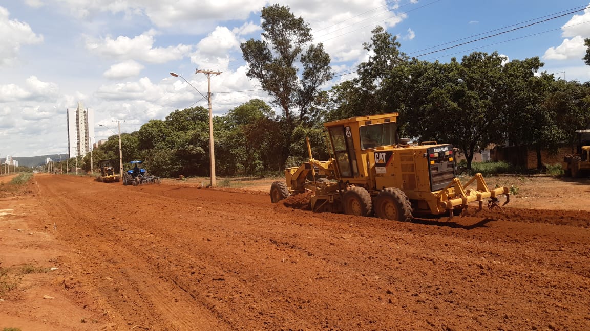 Trecho da Avenida LO-13 entre as Arsos 52 e 62 receberá asfalto