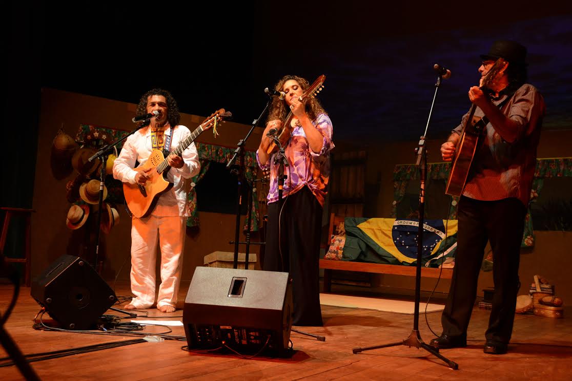 Show “AntiSolo” de Genésio Tocantins enaltece a cultura e a riqueza tocantinense