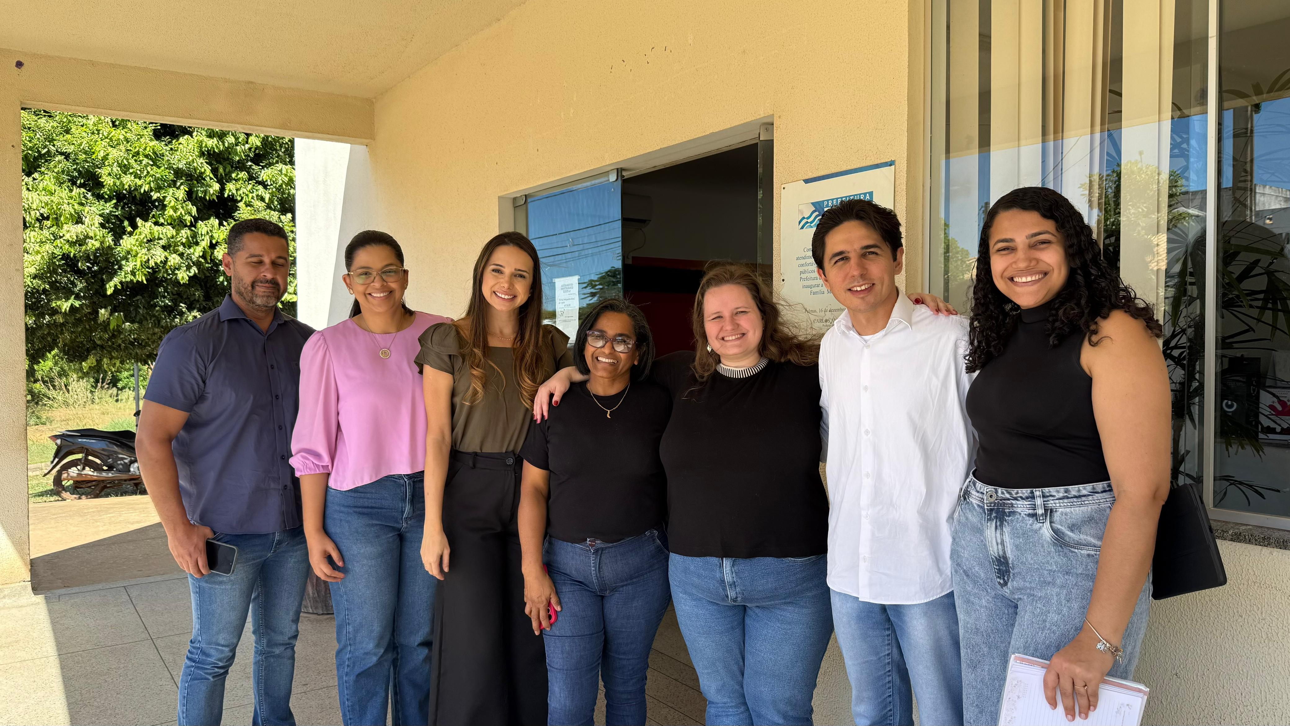 Equipe da Semus durante visita à USF Morada do Sol para ouvir demanda da comunidade