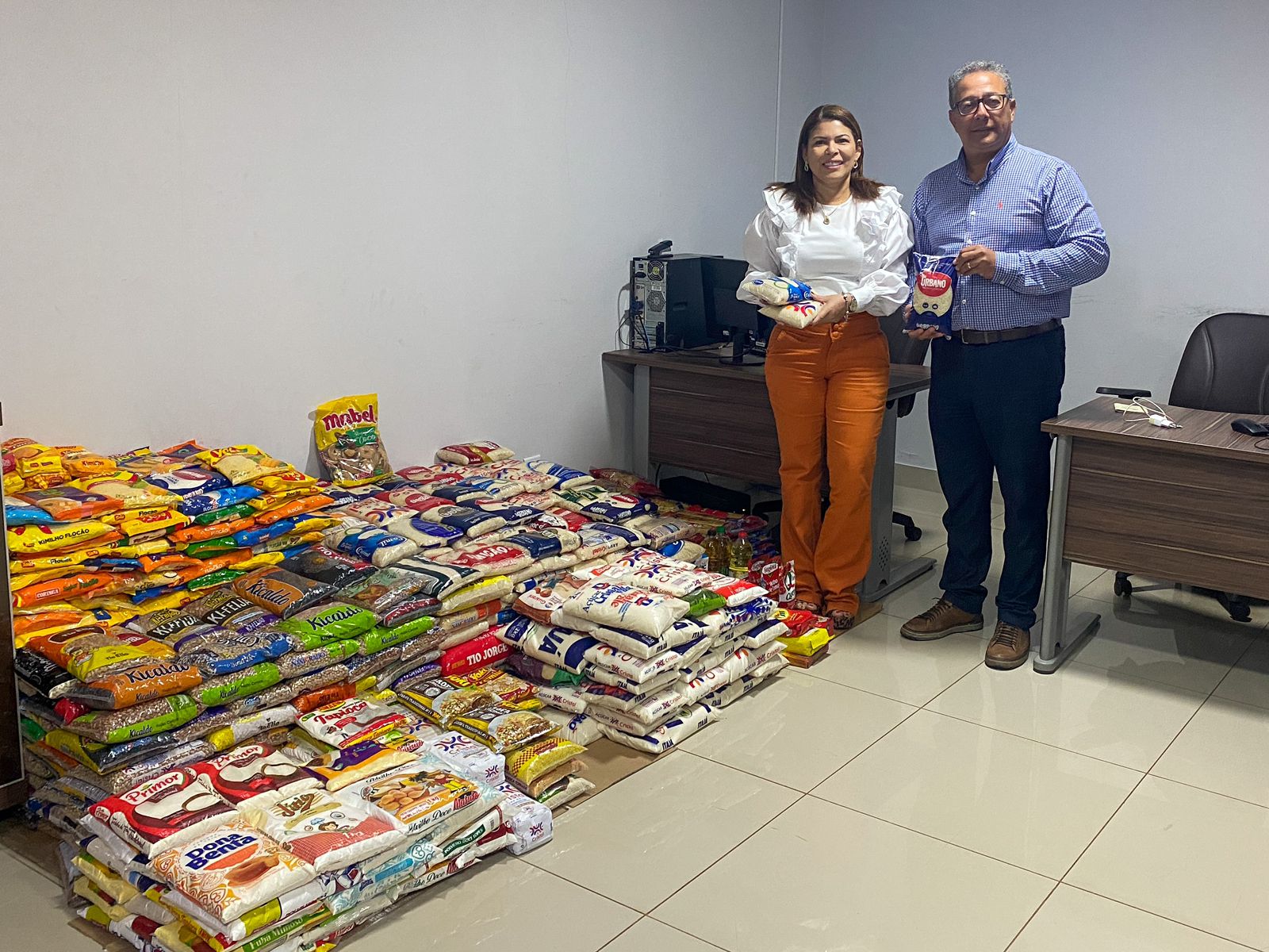 Agtur repassa à Sedes 800 kg de alimentos arrecadados com ingresso solidário