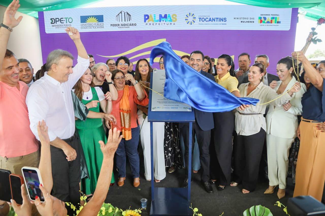 Prefeito Eduardo Siqueira Campos inaugura Casa da Mulher Brasileira