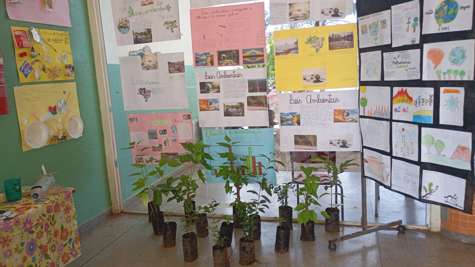 Durante a semana os alunos participaram de diversas atividades na sala de aula alusivas ao meio ambiente