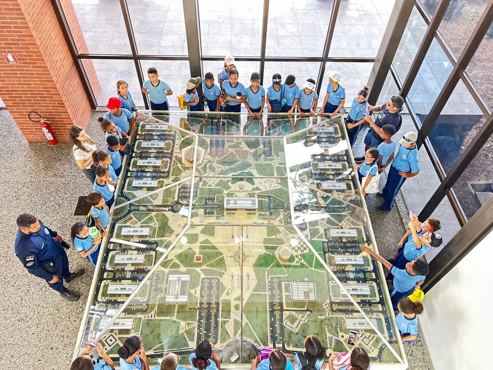 Alunos da ETI Eurídice Ferreira de Mello participam do Projeto Conhecendo Palmas