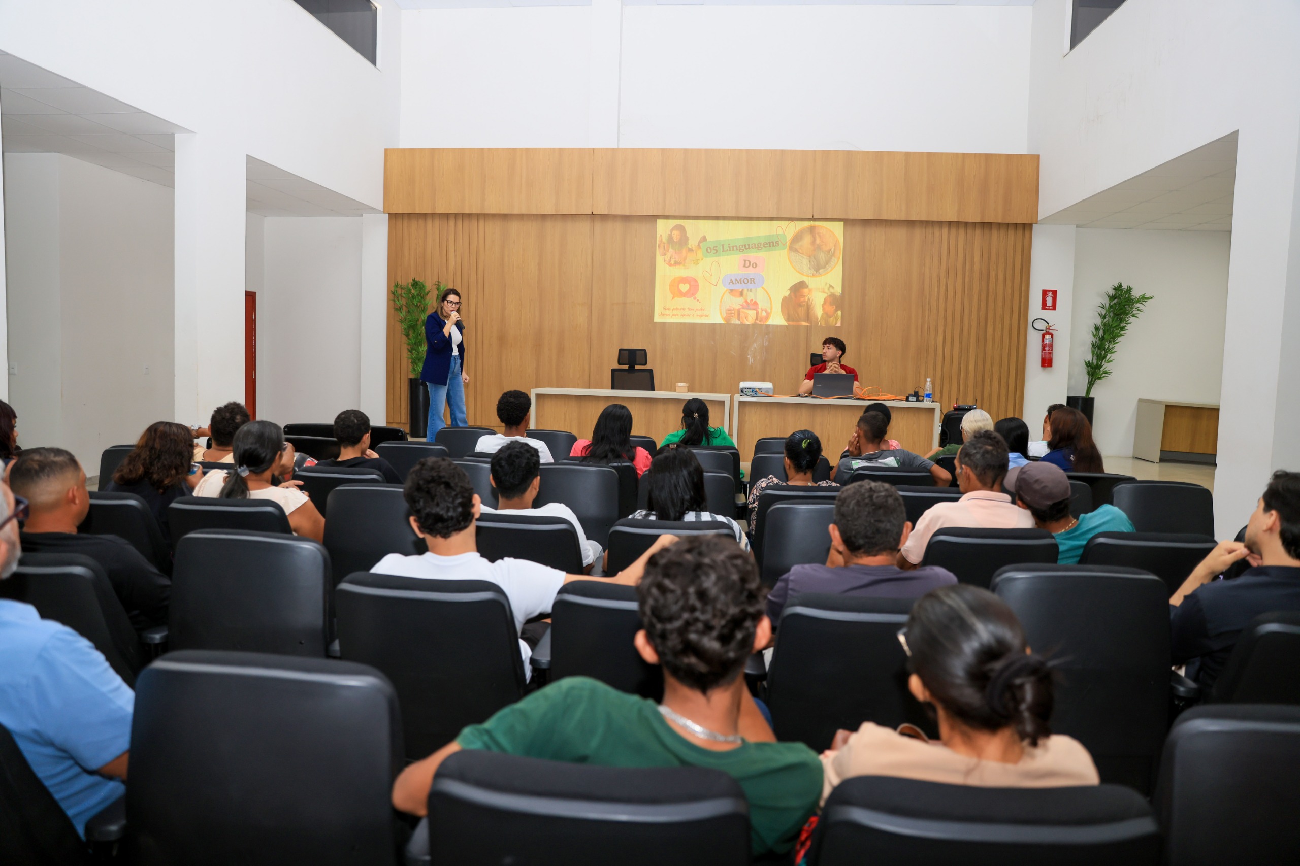 Prefeitura de Palmas realiza oficina de integração com adolescentes que cumprem medida socioeducativa em meio aberto