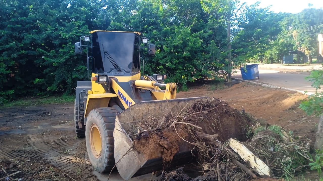 Retirada de entulho no Setor Belo Vale