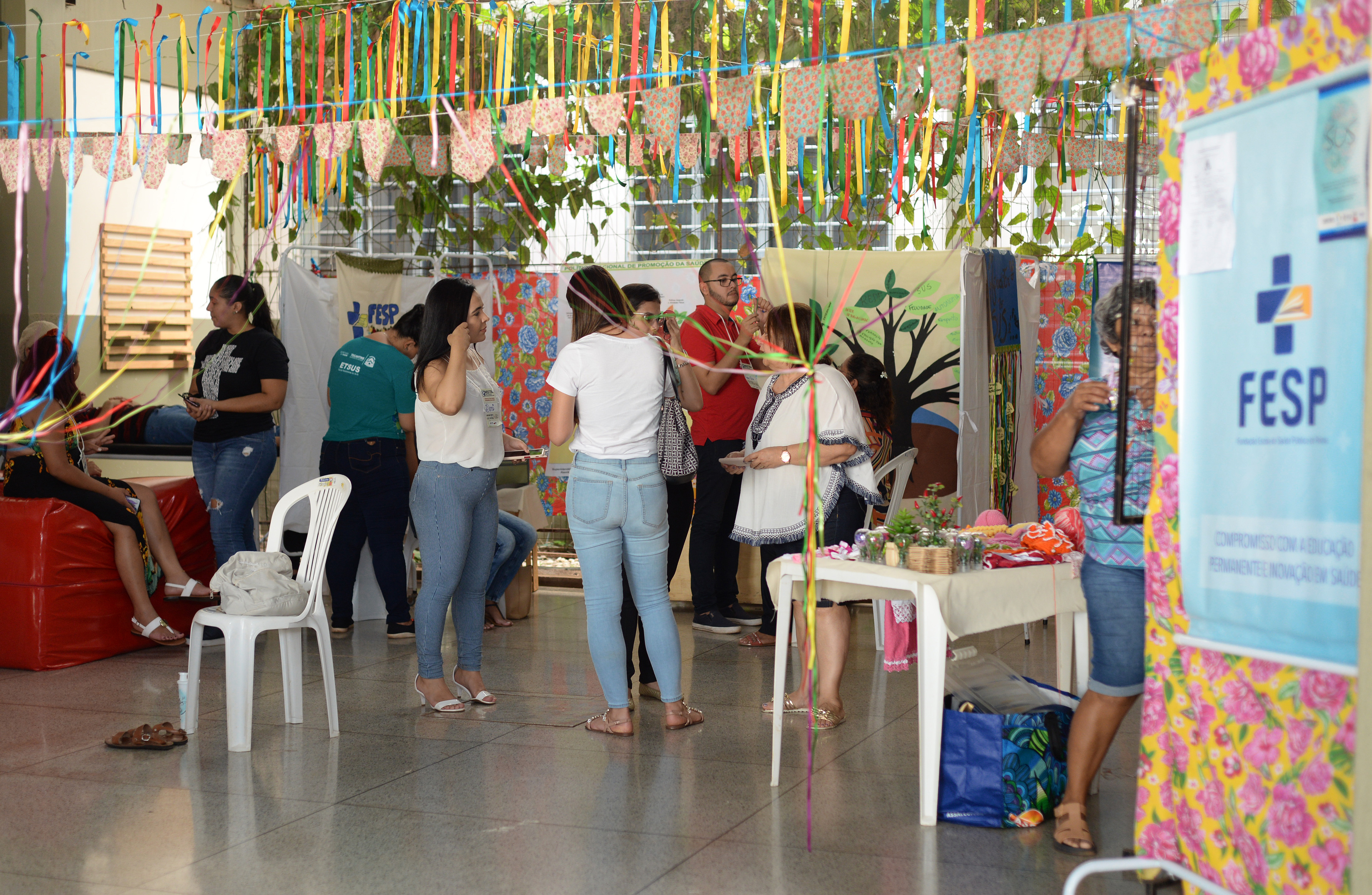‘Tenda Paulo Freire’ proporciona práticas de saúde e interação dos saberes populares em eventos científicos