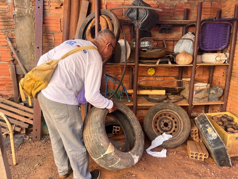 Equipes trabalham em conjunto para controle de focos do Aedes no Jardim Taquari e Flamboyant