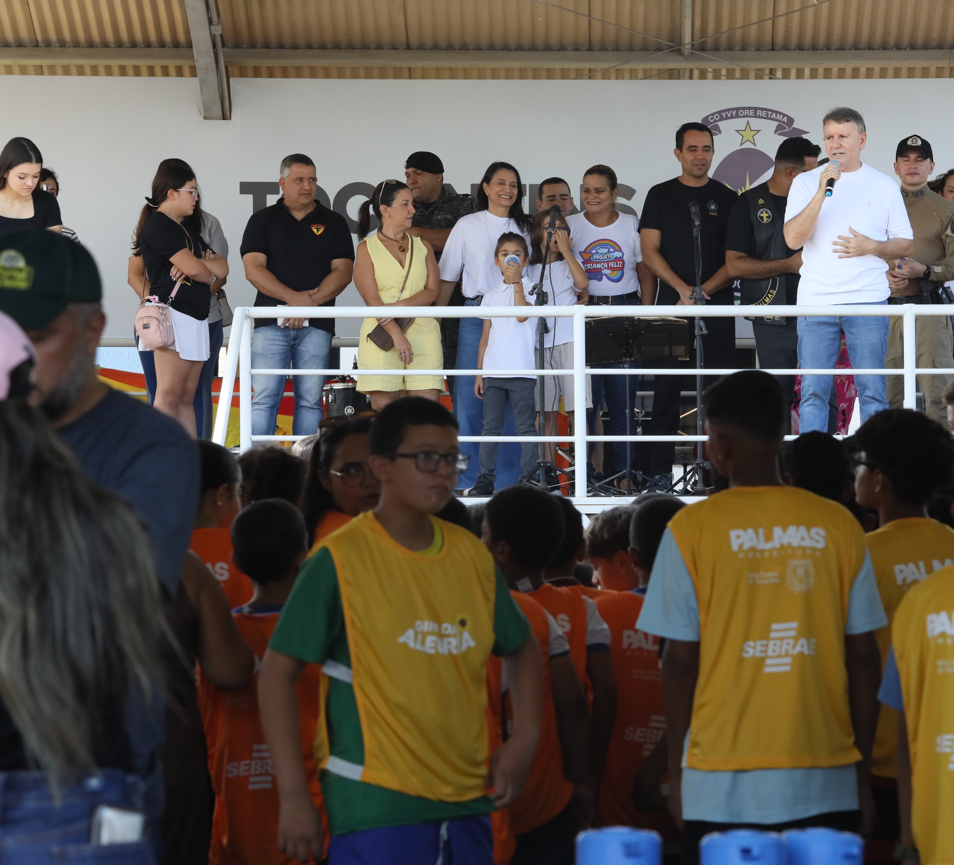 Ação Giro da Alegria foi realizada na manhã deste sábado, 11,  no pátio do Quartel do Comando Geral