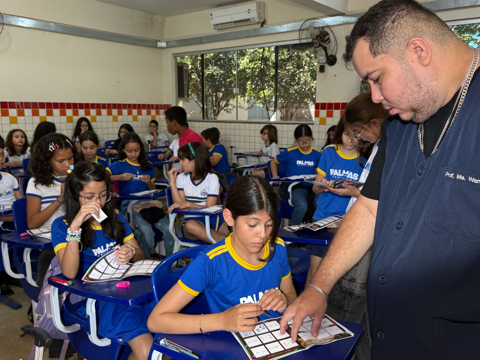 Escola Municipal Anne Frank estimula gosto pela matemática com desafios e olimpíadas