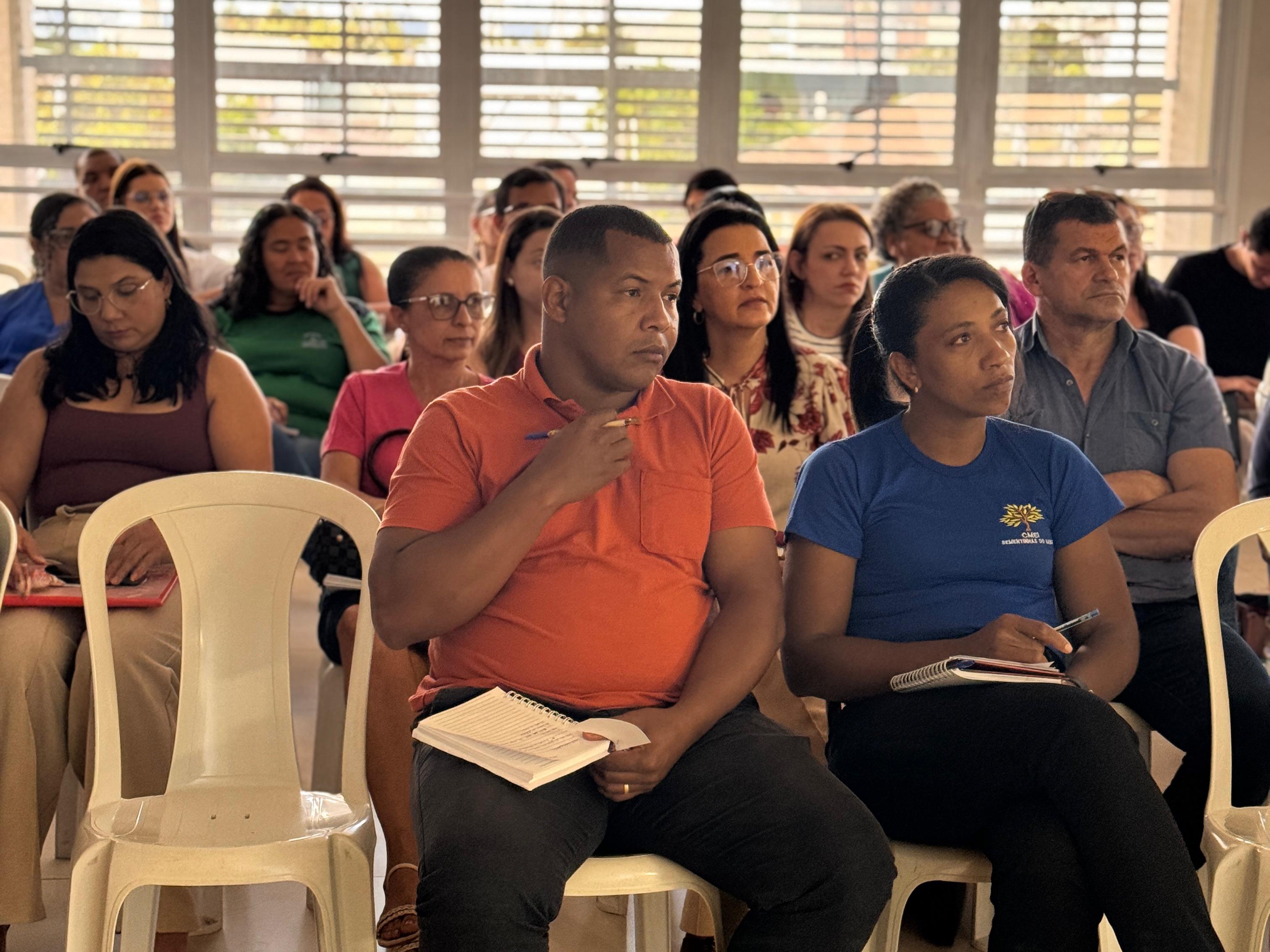 A intenção do encontro é  envolver e preparar os secretários que são os responsáveis pela coleta e a declaração de dados nas escolas para todas as etapas do Censo
