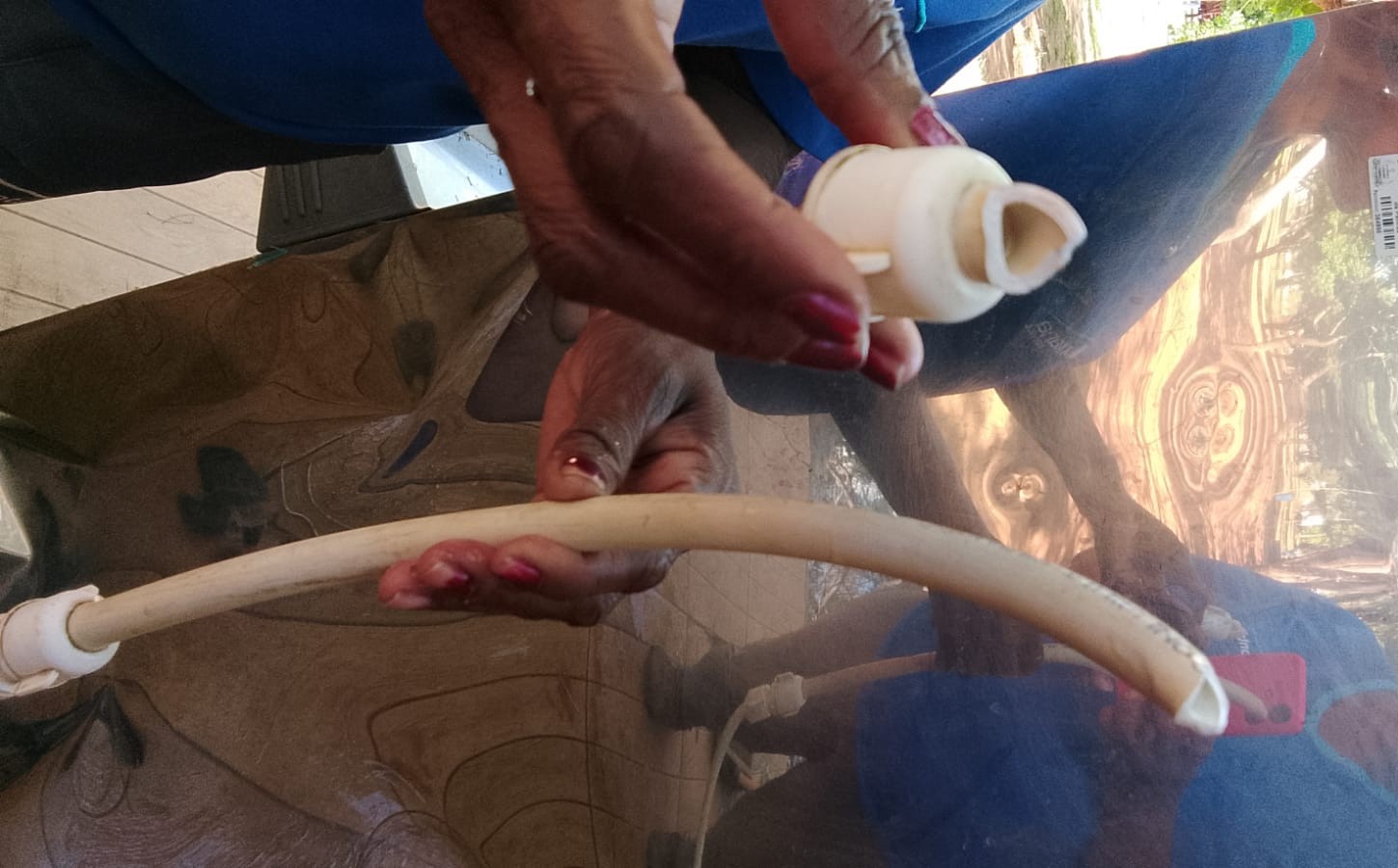 Equipes encontraram mangueiras cortadas e torneiras danificadas