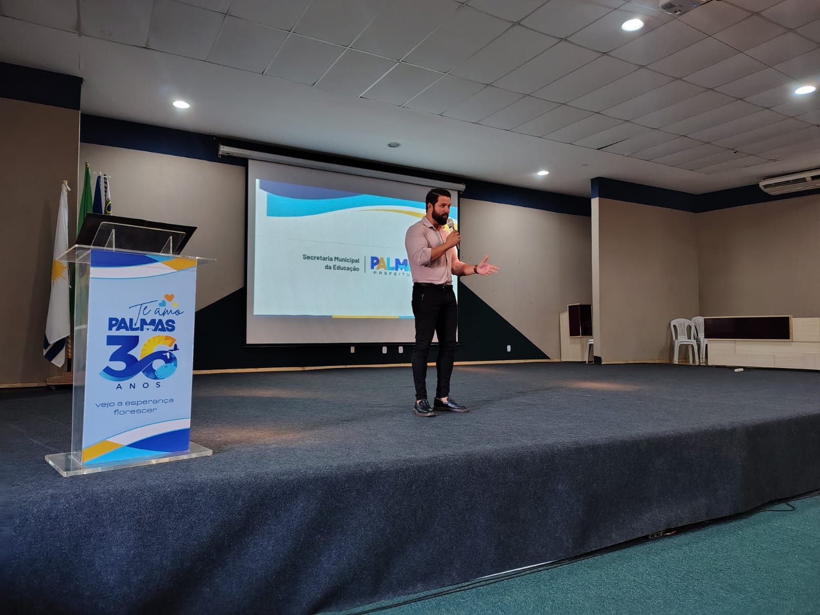 Presidente da FJP, Rivaldo Azevedo da Silva, reforçou o compromisso da gestão com políticas públicas voltadas aos jovens