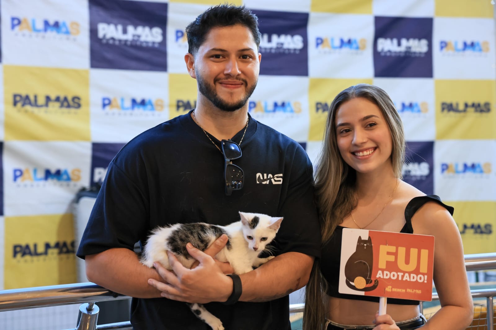 Feira Me Adota promove adoção responsável e serviços gratuitos neste sábado, 20